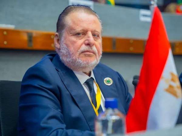 محافظ البنك المركزي: وضع المعايير الخاصة بالتمويل المستدام وتقليل الانبعاثات الكربونية