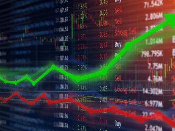 تباين مؤشرات البورصة في مستهل تعاملات اليوم