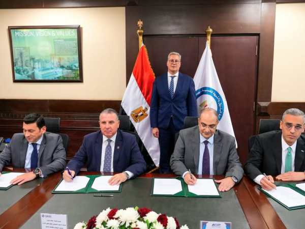 بـ 140 مليون دولار..تحالف مصرفي يضم QNB مصرو CIB وبنك القاهرة لتمويل شركة العلمين لمنتجات السيليكون 