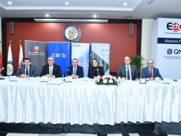 بقيمة 140 مليون دولار.. تحالف مصرفي يمنح العلمين لمنتجات السيليكون تمويلاً مشتركًا