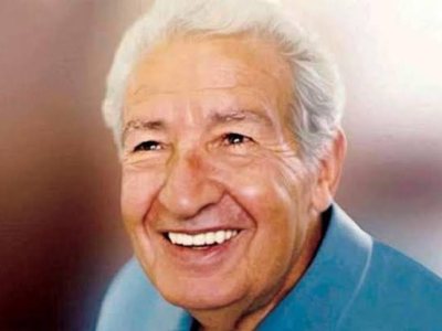 اليوم ذكرى رحيل “فارس الكلمة” إحسان عبد القدوس