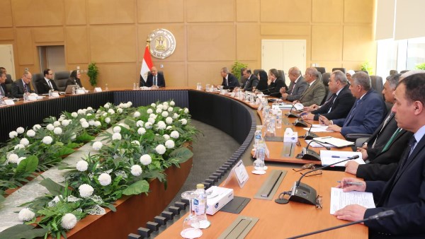 وزير الكهرباء يراجع مع رؤساء شركات التوزيع خطة العمل وتأمين التغذية في رمضان