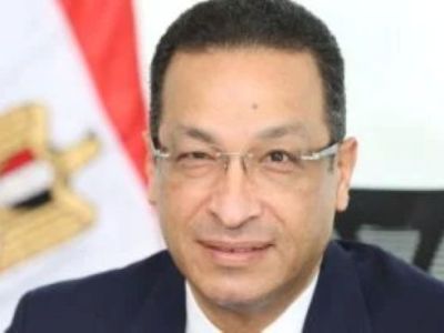 رأفت هندى وزيراً للاتصالات وتكنولوجيا المعلومات