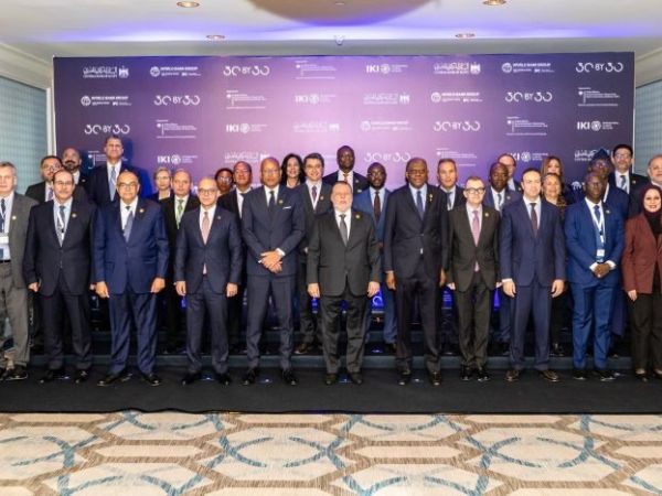 المشاركون بمؤتمر التمويل المستدام يؤكدون على أهمية تعزيز النظم المالية المتوافقة مع متطلبات العمل المناخي