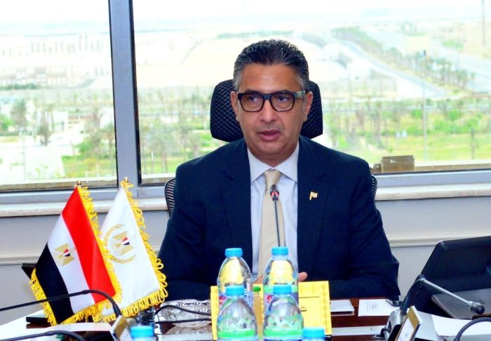 تنسيق كامل بين الحكومة لمتابعة تأثير غلق المجال الجوي في عدد من الدول على حركة الصادرات المصرية