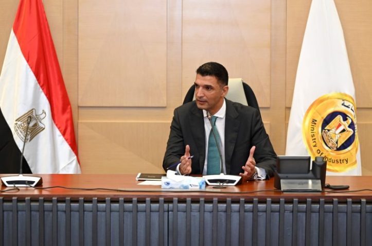 ضوابط جديدة للتراخيص الصناعية داخل المناطق السكنية.. التفاصيل