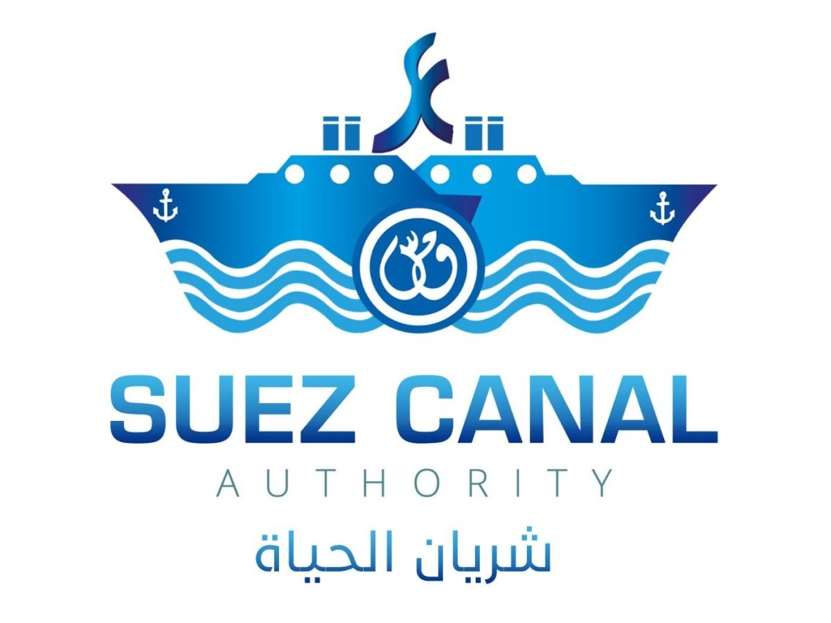 وحدات قناة السويس تنجح في إنقاذ طاقم “صال” ونقل شحنته بعد اندلاع حريق خلال تواجده بغاطس السويس