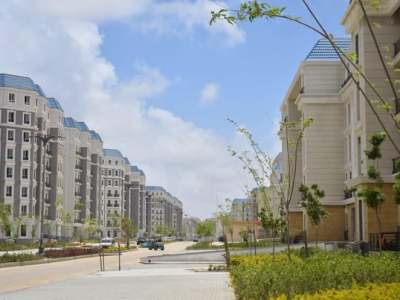 وزيرة الإسكان تتابع موقف تنفيذ أبراج مارينا العلمين والحي اللاتيني ومشروعات الخدمات بمدينة العلمين الجديدة