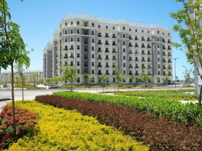 وزيرة الإسكان تتابع معدلات تنفيذ المشروعات السكنية والخدمية بعددٍ من المدن الجديدة