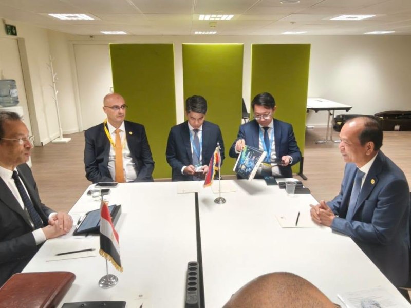 وزير الاتصالات يبحث مع نظيره العراقي تعزيز التعاون المشترك في مجالات التحول الرقمي والذكاء الاصطناعي وبناء القدرات الرقمية